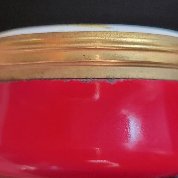 Vintage Crummles England Mini Enamel Trinket Pill Box Featuring Punch Character - Picture 6 of 6